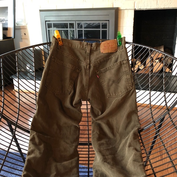 Vintage iconic 90s Levi's wedgie jeans in Olive - Picture 3 of 8